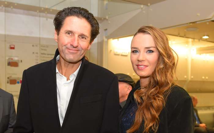 Andrea Massi je varuška, mala Anouk prava popotnica