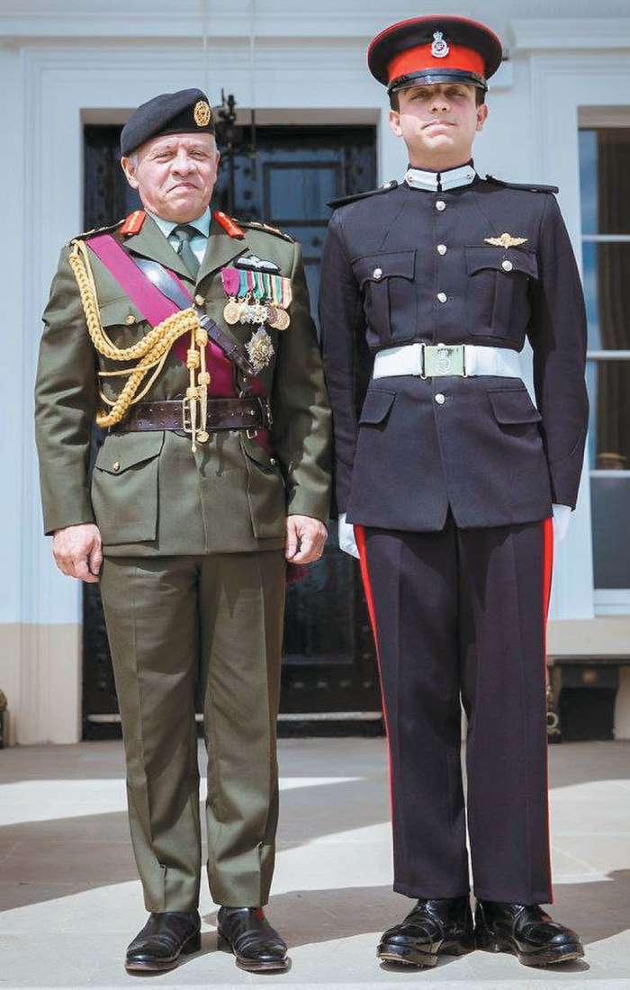 Princ Husein je diplomiral