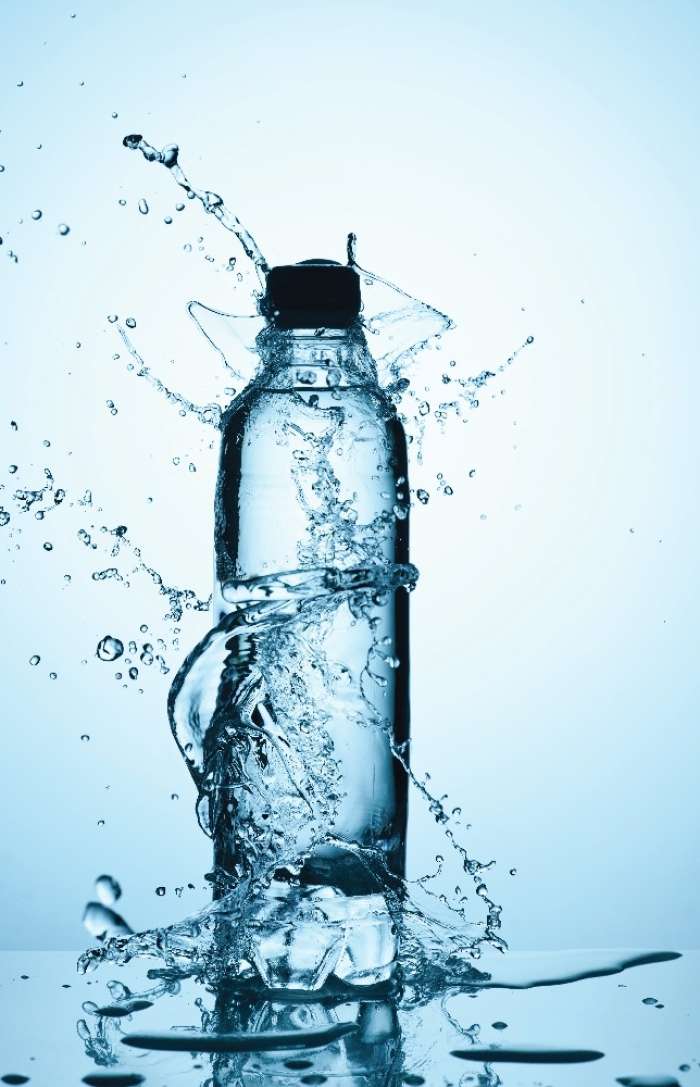 Ustekleničena voda – kaj je res in kaj ne