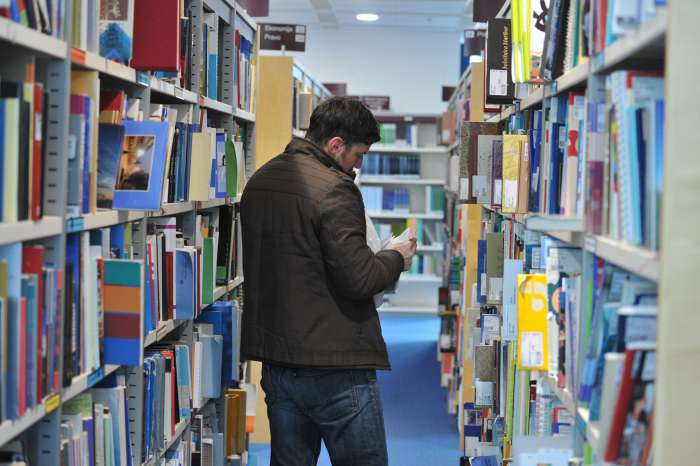 Za navdih - poletno branje in gledanje znanih