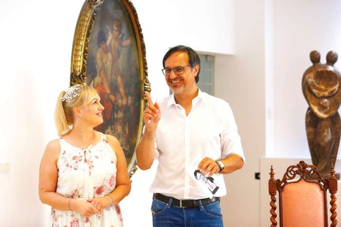 "Copata ali kikiriki - vseeno je, kako nas kličejo"