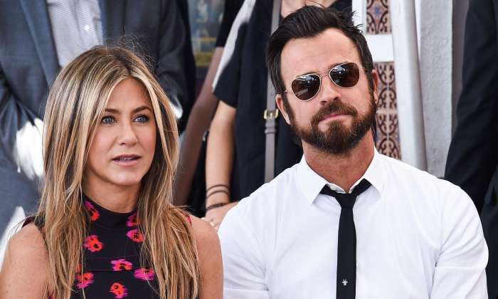 Aniston in Theroux: Žalovanje ju je združilo