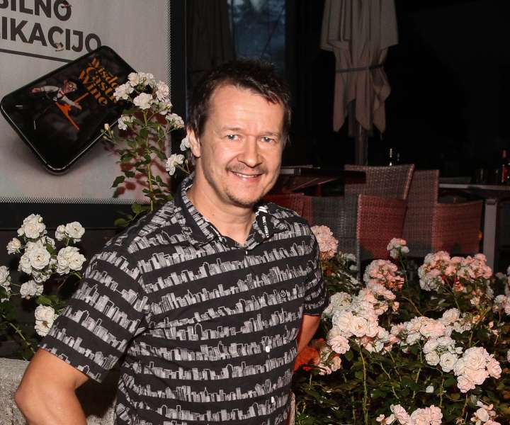 Komik, menedžer in glasbenik Andrej Težak - Tešky tokrat na Grajskem dvorišču ni stal na odru, kot to običajno počne v okviru Panča, ampak je prišel kot obiskovalec.