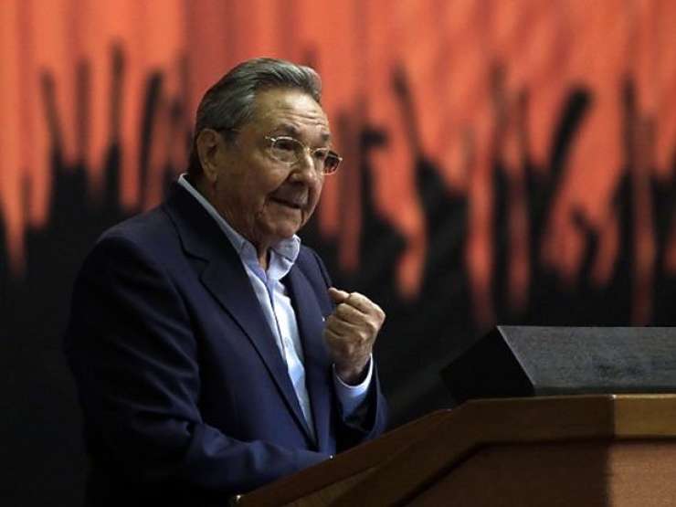 Raul Castro je menda "zbegan", zakaj so oglušeli ameriški diplomati na Kubi