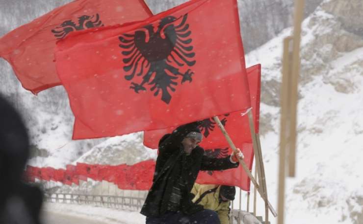 Priština prenehala nasprotovati posebnemu sodišču za vojne zločine na Kosovu