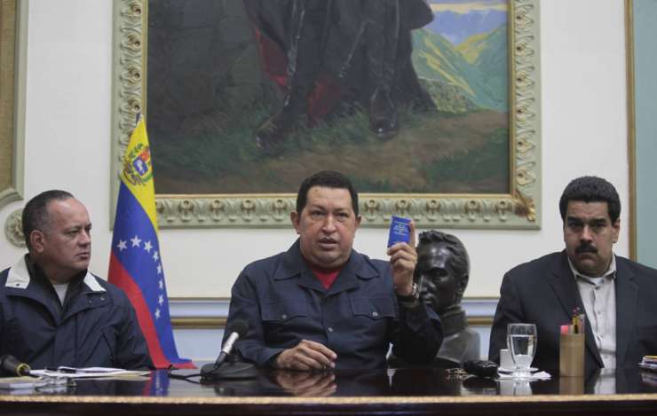 Chavez pred ponovnim zdravljenjem zaradi raka imenoval morebitnega naslednika