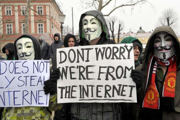 Hrvaški Anonymous napadel stran hrvaškega zunanjega ministrstva