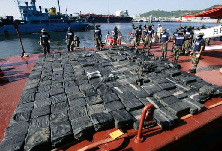 Pred obalo Libije zajeli ladjo s 30 tonami mamil