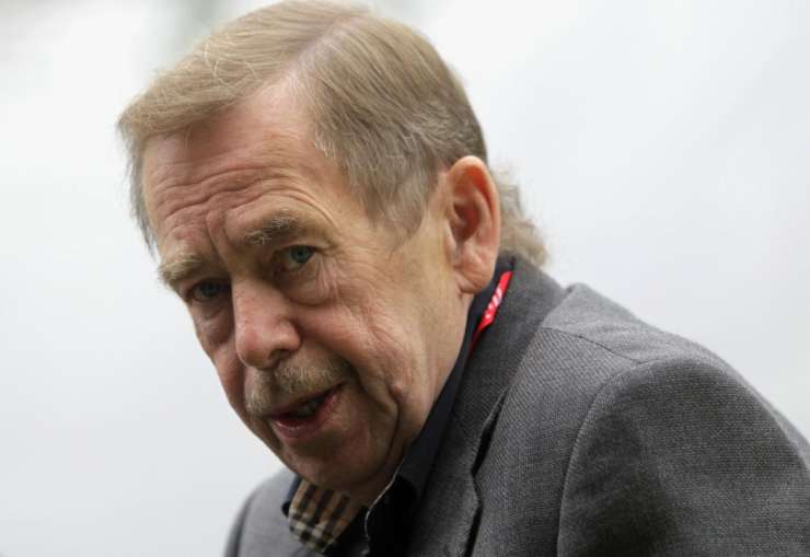 Umrl je nekdanji češki predsednik Vaclav Havel 