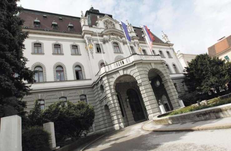 Afera dodatki: Univerza v Ljubljani mora državi vrniti 780.000 evrov