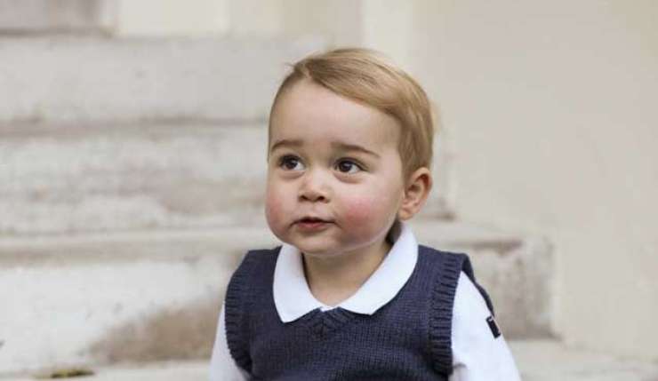 William in Kate objavila božične fotografije princa Georgea