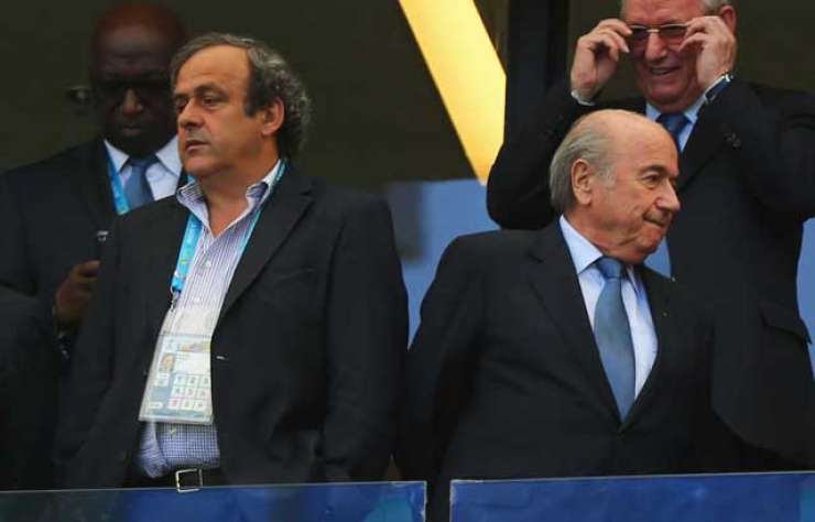 Platini izziva Blatterja: Odstop preiskovalca Garcie je nov udarec za Fifo