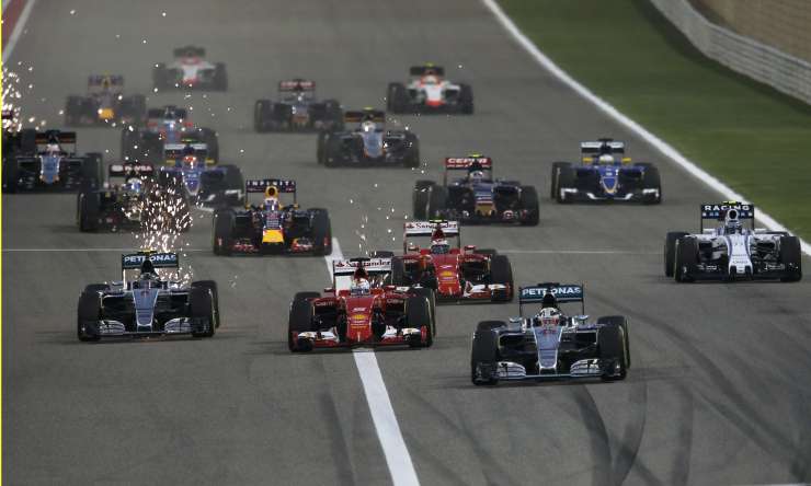 Prihodnja sezona formule 1 se ne bo začela pred aprilom