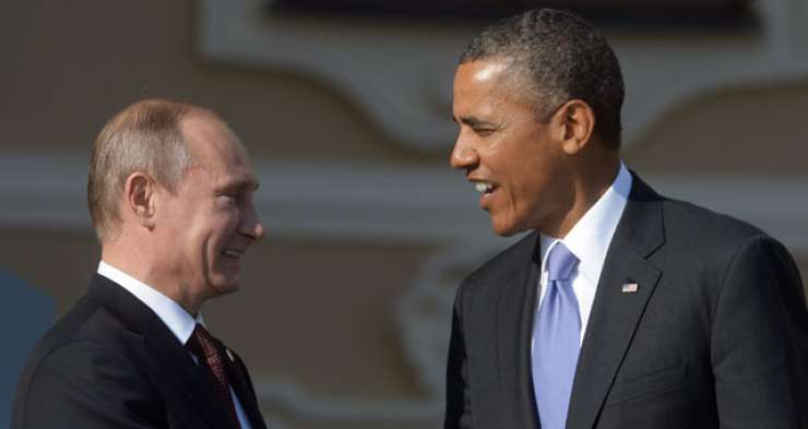 Putin in Obama prek telefona "konstruktivno" o Siriji