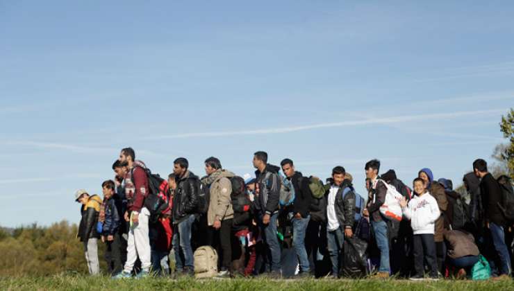 Črni scenarij za Nemčijo: 6,4 milijona migrantov do konca leta