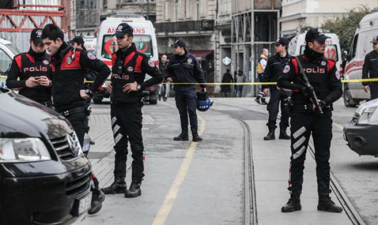 V Istanbulu se je razstrelil turški pripadnik Islamske države