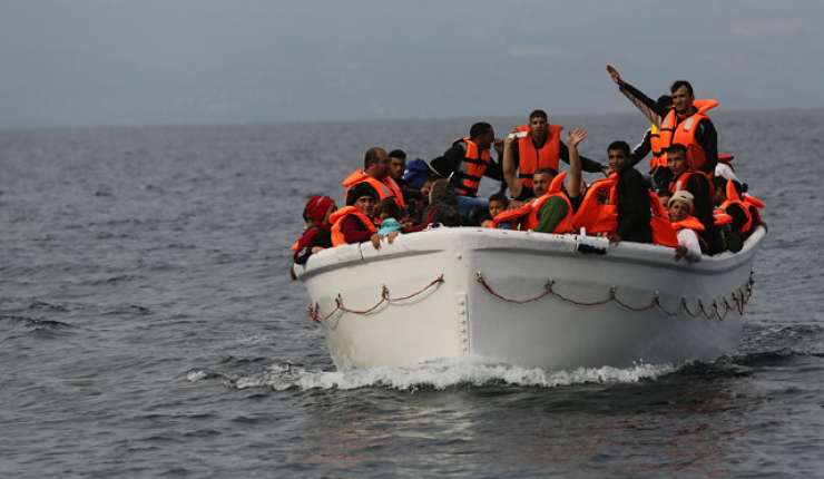 Vse manj dela za tihotapce: Iz Turčije v Grčijo manj migrantov