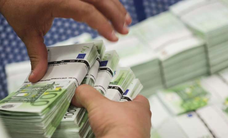 Spletni kriminalci poskušali prenesti denar z vietnamske na slovensko banko