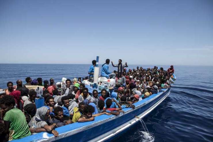 Italijanom v roke prišel pomemben tihotapec ljudi iz Afrike