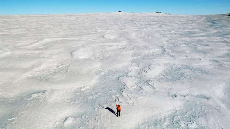 Na Antarktiki poteka najnevarnejša reševalna akcija doslej