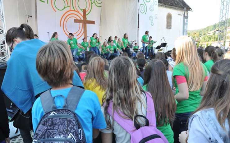 Mladi katoličani odhajajo na svetovni dan mladih v Krakovu