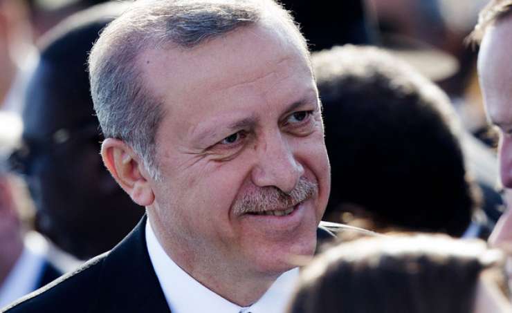 Erdogan se boji svojih telesnih stražarjev: skoraj 300 jih je aretiranih
