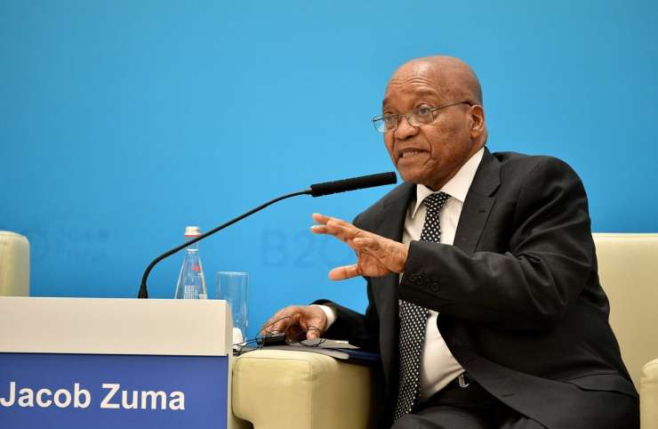 Južnoafriški predsednik Zuma je odstopil, preden bi ga odstavili