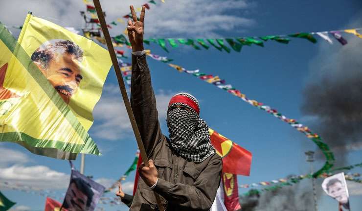 Po aretacijah kurdskih politikov PKK poziva k uporu proti Erdoganu