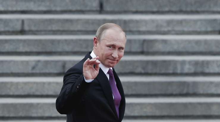 Putin bo kandidiral kot neodvisni kandidat