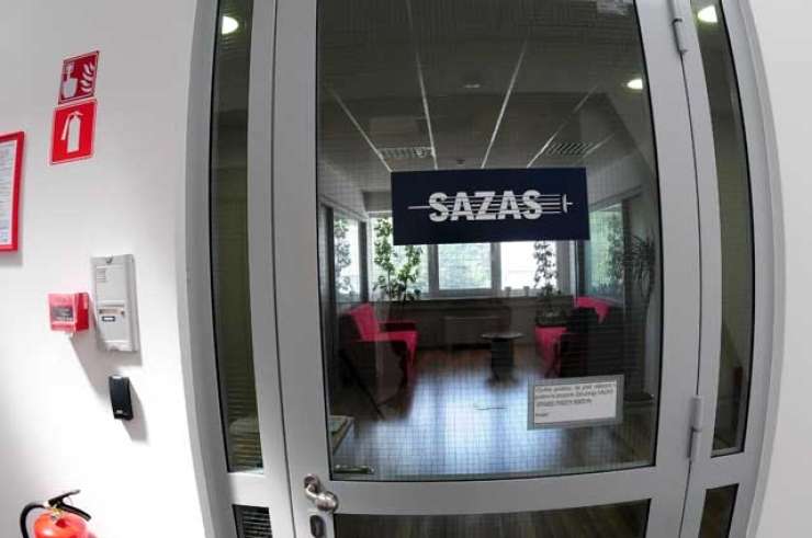 Namesto glasbenikom je Sazas milijone nakazal švicarski družbi