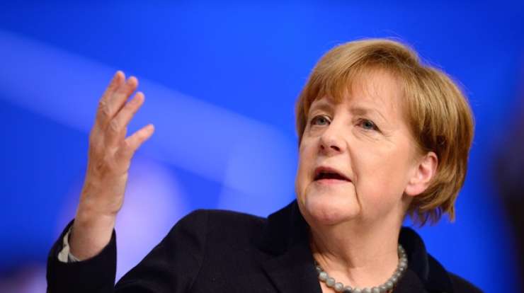 Anketa: Angeli Merkel je kljub napadu v Berlinu zrasla podpora
