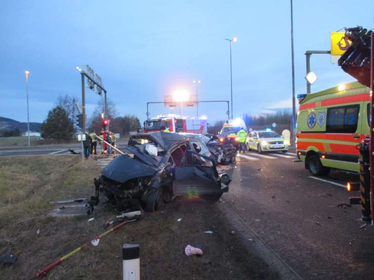Število žrtev prometnih nesreč se je od leta 2006 prepolovilo