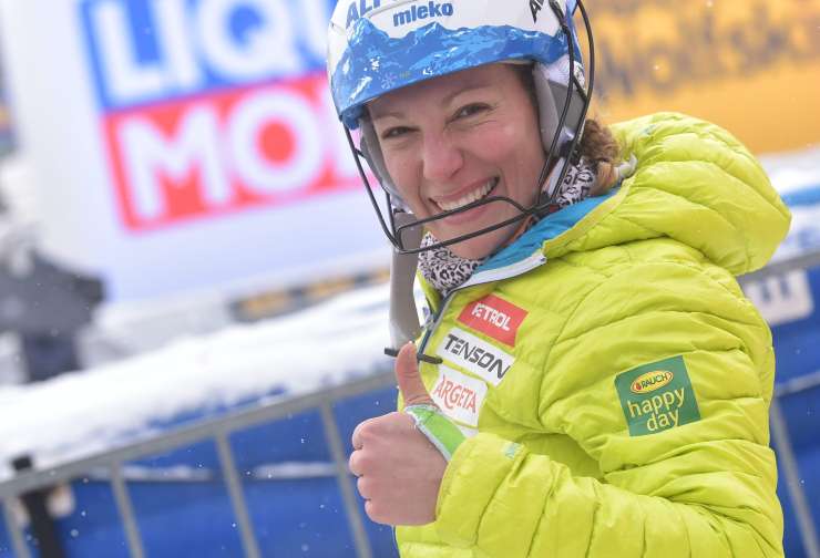 Ilka Štuhec gre v Areju po medaljo v superveleslalomu