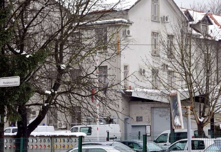 Balkanskemu bojevniku 5000 evrov odškodnine zaradi razmer v priporu