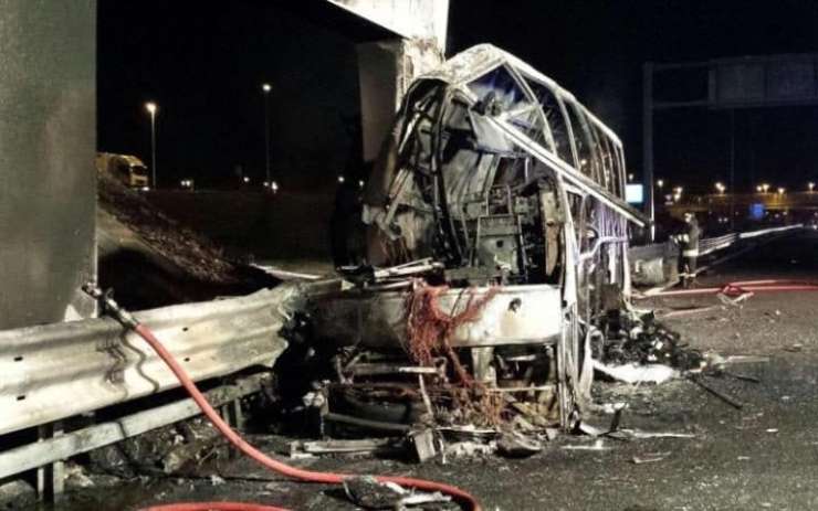Slovenec zaman opozarjal voznika nesrečnega madžarskega avtobusa