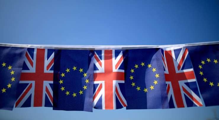 EU in Velika Britanija dosegli ločitveni kompromis