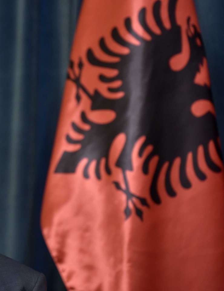 Albanci proti vladi, ki naj bi državo pahnila v revščino in korupcijo