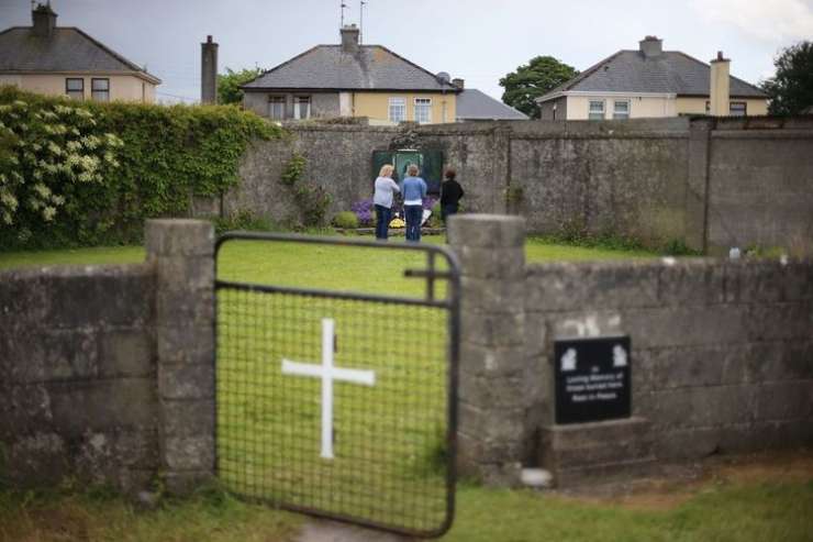 Irci šokirani: Pod katoliško sirotišnico grobnica z ostanki 800 otrok