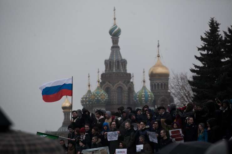 V Rusiji pričakujejo množične proteste proti korupciji (in Putinu)