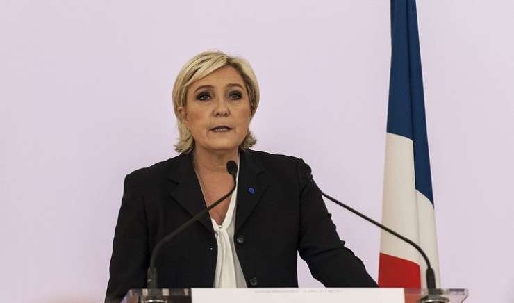 Le Penova o tekmecu: Z gospodom Macronom bi bil na pohodu islamizem