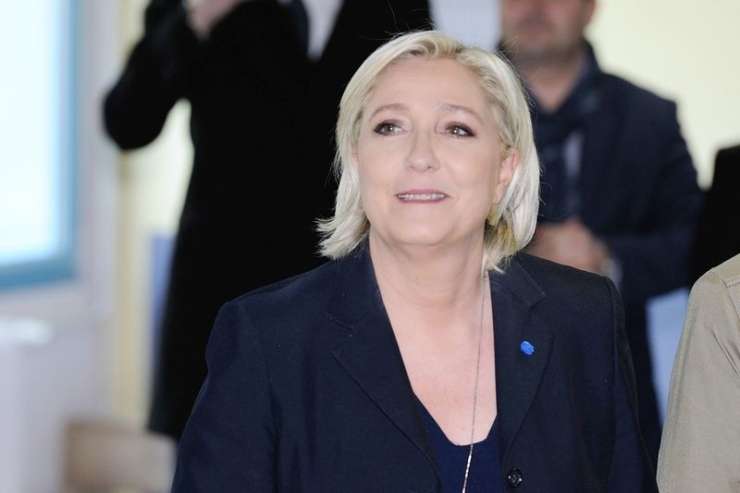 Macron in Le Penova v drugem krogu francoskih predsedniških volitev