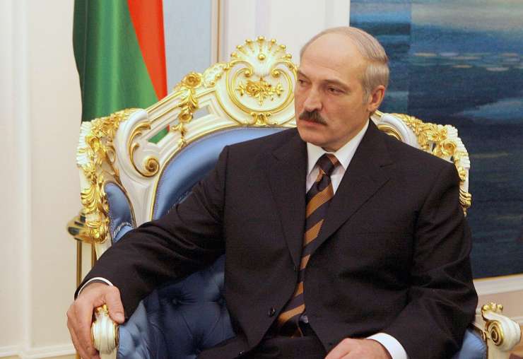 Lukašenko slovenskemu dečku poslal pismo in darilo