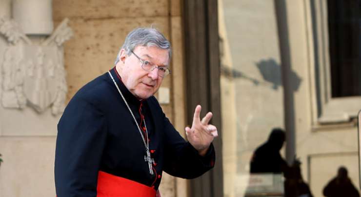 Šefa vatikanskih financ v Avstraliji preiskujejo zaradi pedofilije