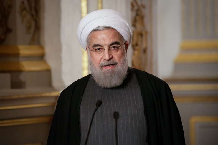 V Iranu na predsedniških volitvah zmagal Rohani