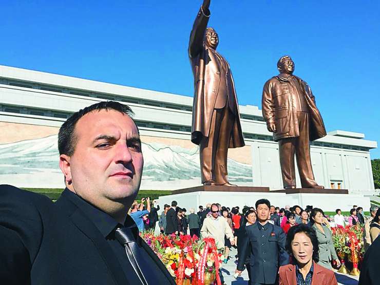Mariborski podžupan obsoja Thompsona, slavi pa Severno Korejo