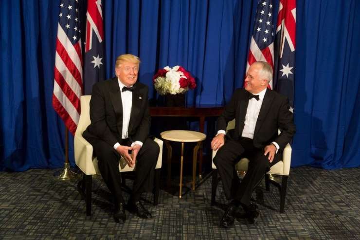 Avstralski premier Turnbull sarkastično oponašal Trumpa