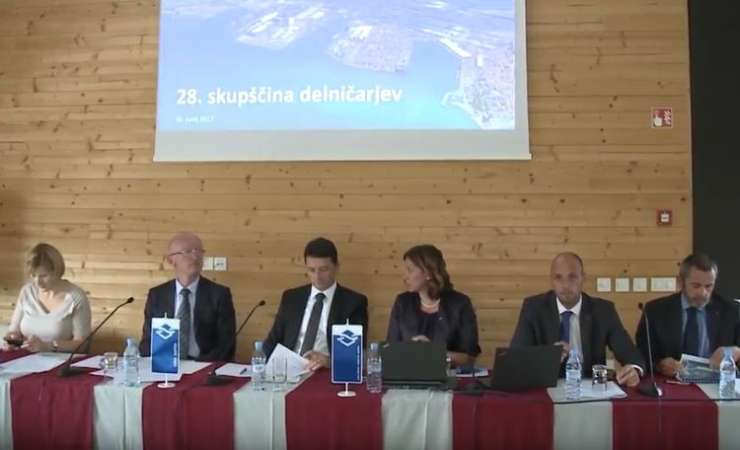 SDH izvedel kadrovski cunami v Luki Koper: menjava nadzornikov, tudi Alenke Žnidaršič Kranjc