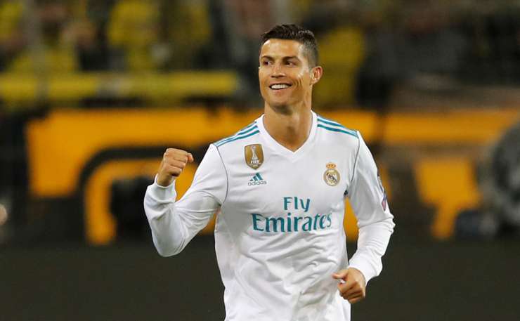 Cristiano Ronaldo znova najboljši nogometaš sveta v izboru Fife