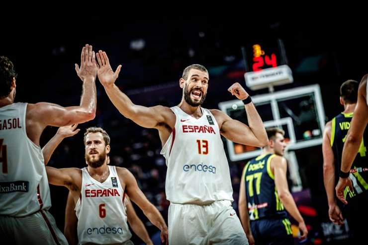 Oslabljeni Slovenci proti Špancem, ki hlepijo po maščevanju za ponižanje na eurobasketu