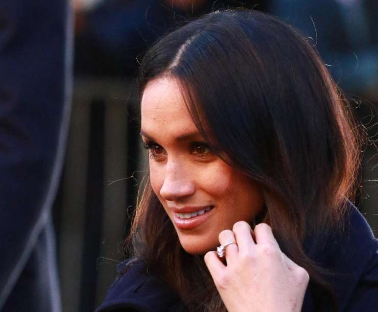 Meghan Markle prvič uradno na slovesnosti s kraljico Elizabeto II.